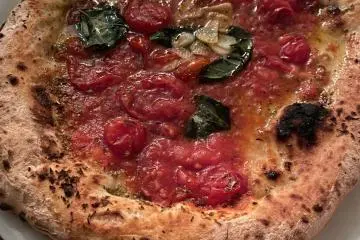 The marinara pizza is delicious as well