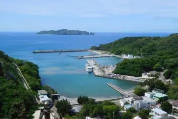 Oki Port, Hahajima Island