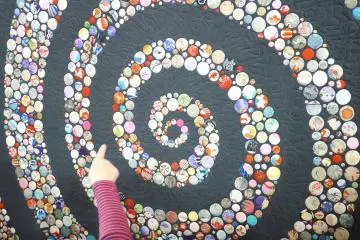 Unique patterns, colors, and stitches (Photo: <a href="https://www.flickr.com/photos/sakepuppets/8431777177" target="_blank" rel="noreferrer noopener nofollow">Saké Puppets</a> / <a href="https://creativecommons.org/licenses/by/2.0/" target="_blank" rel="noreferrer noopener nofollow">CC BY 2.0</a>)