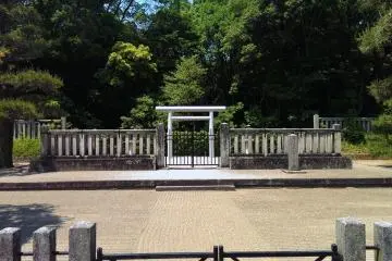 Tomb of Emperor Suizei