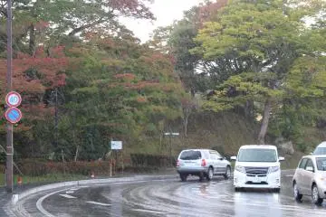 The noon rain was rather short...