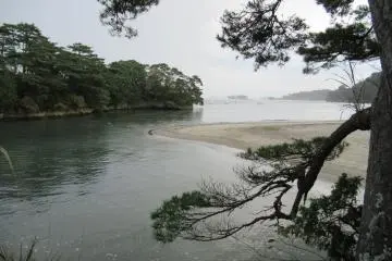 but an hour later heavy clouds came and it rained!