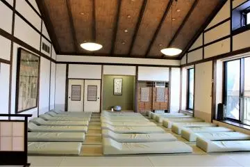 Visitors can take a nap in the tatami-mat "spring" room