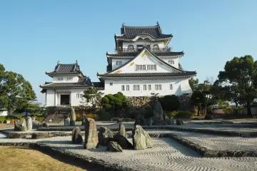 Kastil dan taman Kishiwada