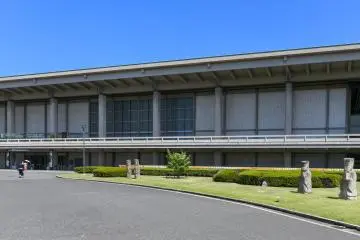The Toyokan Asian Gallery building (Photo: <a href="https://www.flickr.com/photos/xiquinho/49068522337/in/photolist-cZUytw-nJ5b8-nJ4tW-o36eEN-nJ4jM-6sJAXR-2hKXjMn-2hKZWsE-2hKZYMV-2hKXjiB-2hKXj62-2hKZXro-2hKXi2U-2hL21aP" target="_blank" rel="noreferrer noopener nofollow">xiquinhosilva</a> / <a href="https://creativecommons.org/licenses/by/2.0/" target="_blank" rel="noreferrer noopener nofollow">CC BY 2.0</a>)