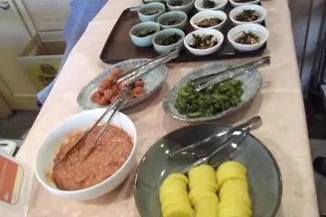 <p>บุฟเฟ่ต์มื้อเช้า</p>