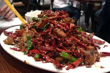 Sichuan peppers are used in a variety of dishes! (Photo: <a href="https://www.flickr.com/photos/avlxyz/2933426437" target="_blank" rel="noreferrer noopener nofollow">Alpha</a> / <a href="https://creativecommons.org/licenses/by-sa/2.0/" target="_blank" rel="noreferrer noopener nofollow">CC BY-SA 2.0</a>)
