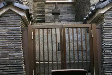 Oda Nobuhide's grave.