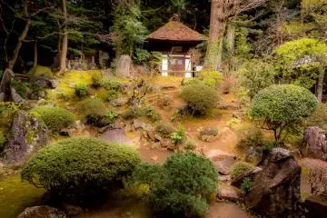 Part of this tour includes a special viewing of the private garden which, is closed to the general public