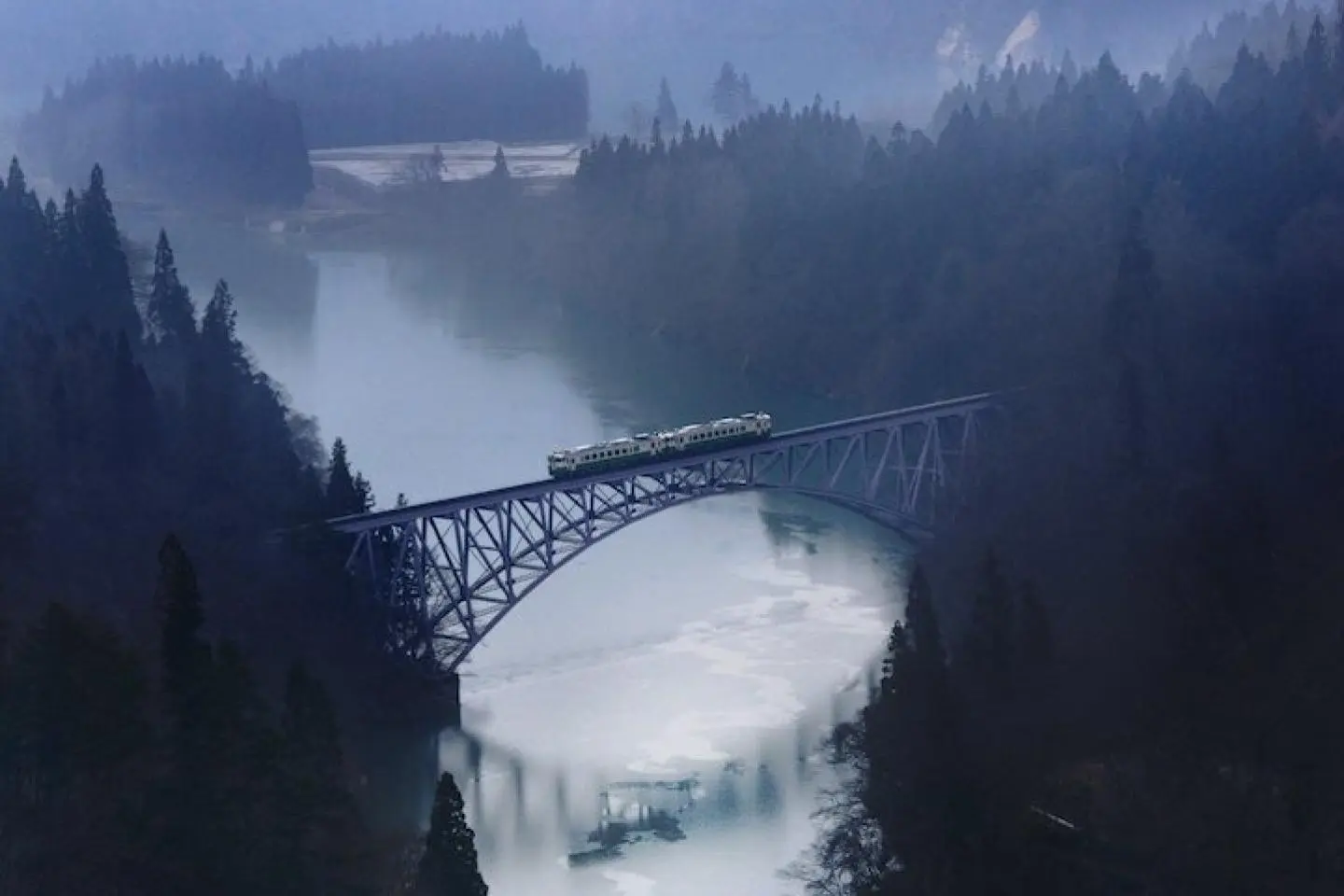 Tadami River Bridge Viewpoint (Photo: Mark Oxley)