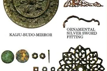Tomb artifacts