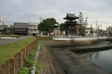 The old site where the ferries between Kuwana and Atsuta plied their trade. (Photo: PPF)