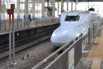 Sakura Shinkansen