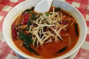 Spicy dandan noodles