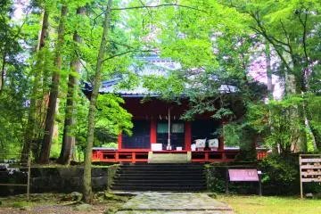 The Haiden worship hall