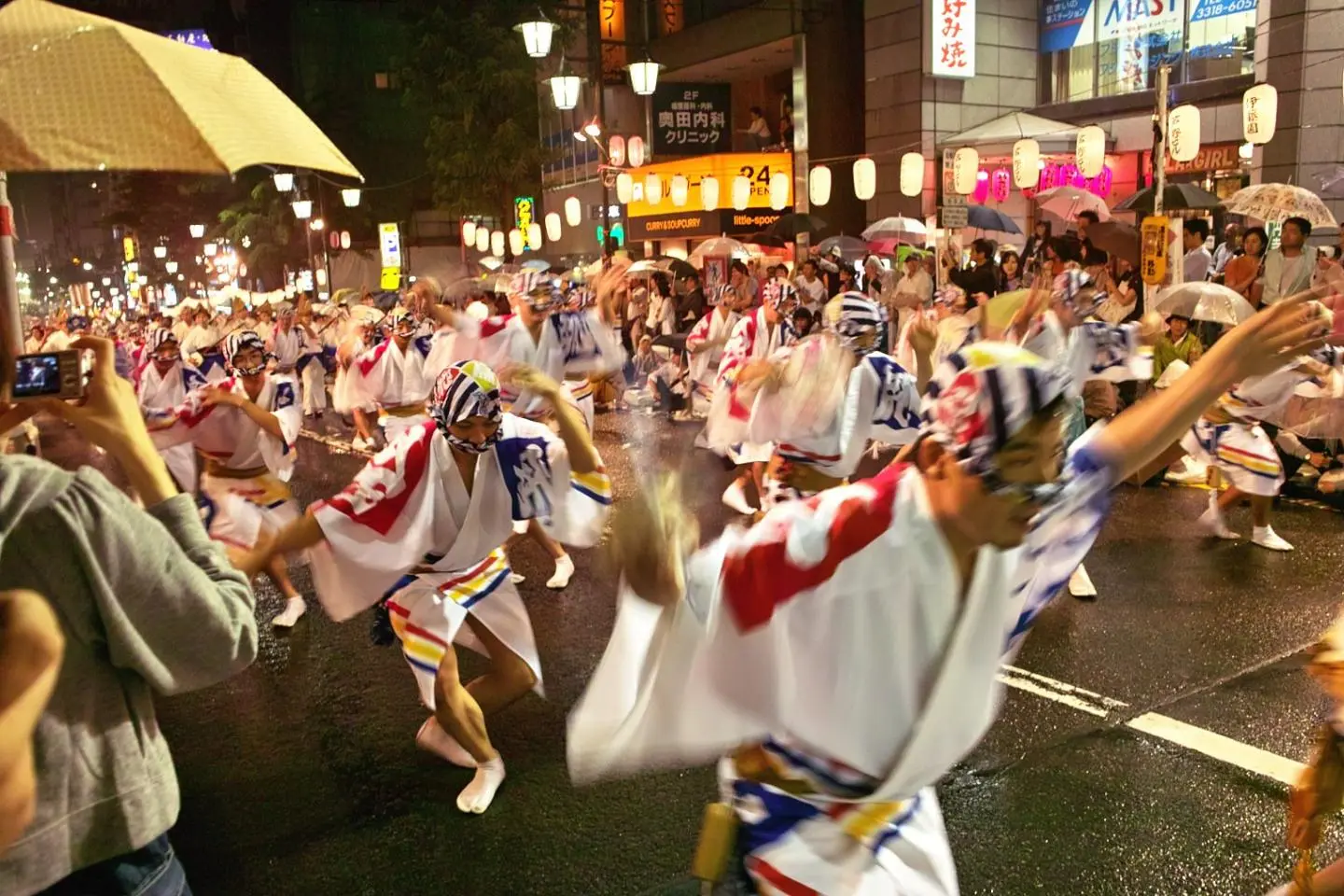 Koenji Awa Odori  (저작권: Lucertola / Public Domain)
