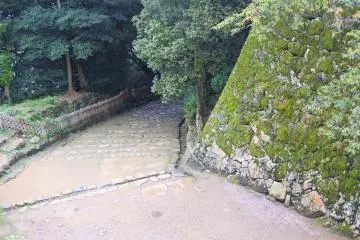 The slope toward Hikone Castle