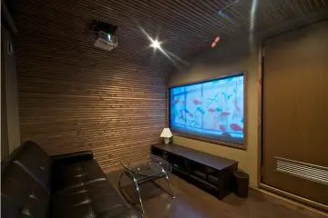 The single bedroom unit entertainment room