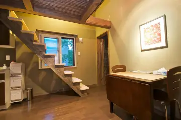 Single bedroom units at Hurry Slowly