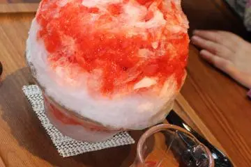 Korekaki Shaved Ice Specialty Cafe