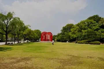 Where the castle fortresses used to stand, now there are three museums and various sculptures instead.