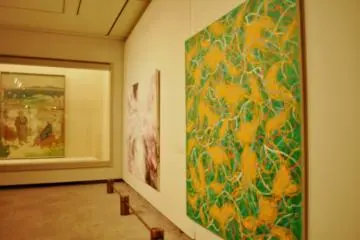 The entrance fee for the permanent exhibition (in the upper floor) is 250 yen.