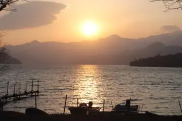 Coucher de soleil au lac Chuzenji