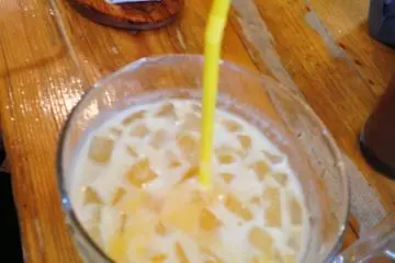 Peach juice pitcher and a bowl of iced Mocha at Cafe OB