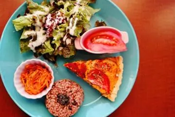 Tomato quiche