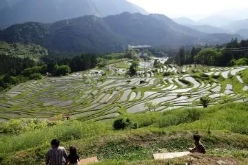 Having a picnic close to the top and overlooking this lovely scenery is recommended. 