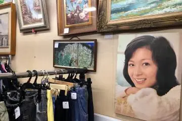 Vintage photos and paintings