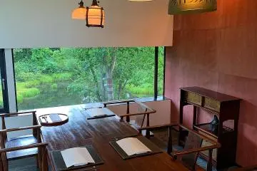 Dining areas were so well designed