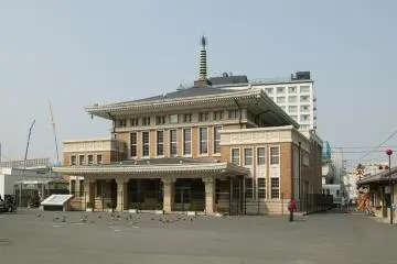 Old Nara Station opposite to the East exit