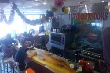 Chilling in the cafe