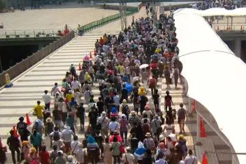 Day 2: the queues for West Hall