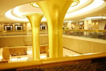 Tokarin, Act City Hotel