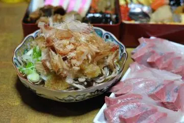 Echizen oroshi soba (Photo: <a href="https://www.flickr.com/photos/takamorry/4231077678" target="_blank" rel="noreferrer noopener nofollow">Takamorry</a> / <a href="https://creativecommons.org/licenses/by/2.0/" target="_blank" rel="noreferrer noopener nofollow">CC BY 2.0</a>)