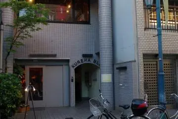 Gallery image
