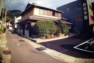 Gallery image