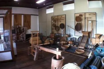 Artifacts at the Uwa Rice Museum (Photo: <a href="https://en.japantravel.com/ehime/uwa-rice-museum/1790" target="_blank" rel="noreferrer noopener nofollow">Rod Walters</a> / JT)