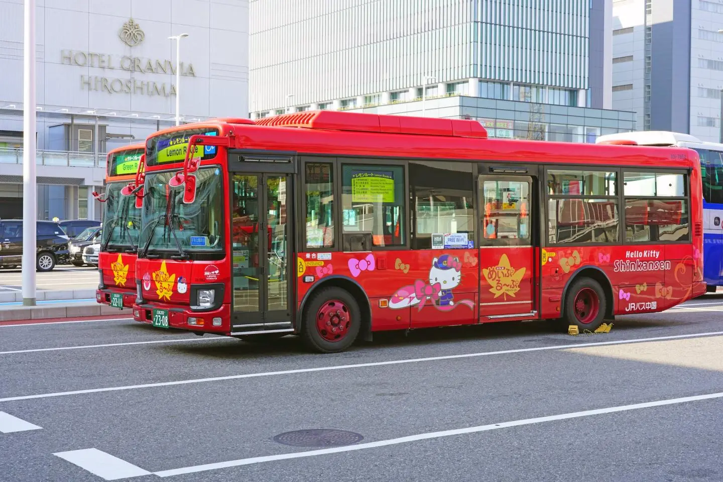 All aboard the Meipuru-pu sightseeing loop bus (Créditos de foto: EQRoy / Shutterstock.com)