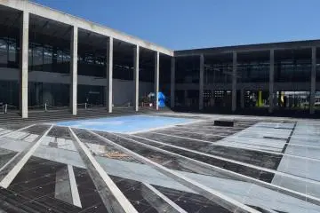 The exterior of the Echigo-Tsumari Satoyama Museum of Contemporary Art