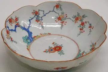 Kakiemon ware native to Saga at the museum
