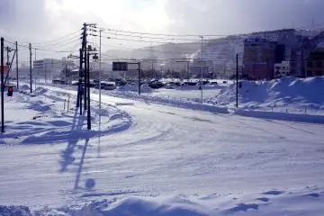 Due to winter weather conditions in Wakkanai, flights can occasionally be re-routed (Photo: <a href="https://commons.wikimedia.org/wiki/File:%E7%A8%9A%E5%85%A7_Wakkanai_Japan_Sigma_35mm_Canon_6d_(197808477).jpeg" target="_blank" rel="noreferrer noopener nofollow">Toomore Chiang</a> / <a href="https://creativecommons.org/licenses/by-sa/3.0/deed.en" target="_blank" rel="noreferrer noopener nofollow">CC BY-SA 3.0</a>)