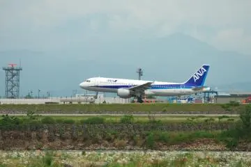 Toyama Airport 