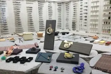Kiya, knife specialty store