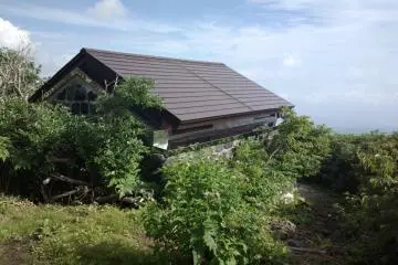 Washroom and rest area at the 3rd station