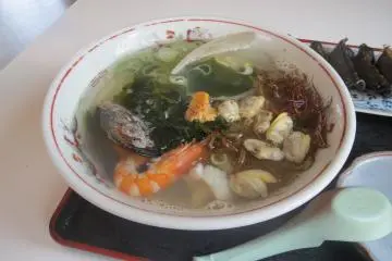 Iso ramen, Iwate (Photo: <a href="https://commons.wikimedia.org/wiki/File:Isorahmen_,Fudai.jpg" target="_blank" rel="noreferrer noopener nofollow">Ty19080914</a> / <a href="https://creativecommons.org/licenses/by-sa/4.0/deed.en" target="_blank" rel="noreferrer noopener nofollow">CC BY-SA 4.0</a>)