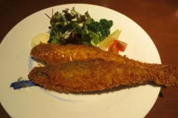 Fried akihime with veggies