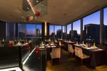 Tenqoo Restaurant is a fantastic spot for sunset viewing.